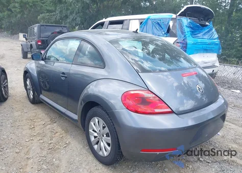2013 Volkswagen Beetle 2.5L Entry из США, поврежденный, VIN 3VWFP7AT4DM660162